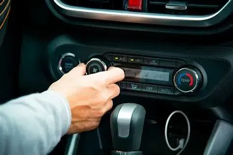 Cách bảo vệ xe hơi dưới thời tiết nắng nóng