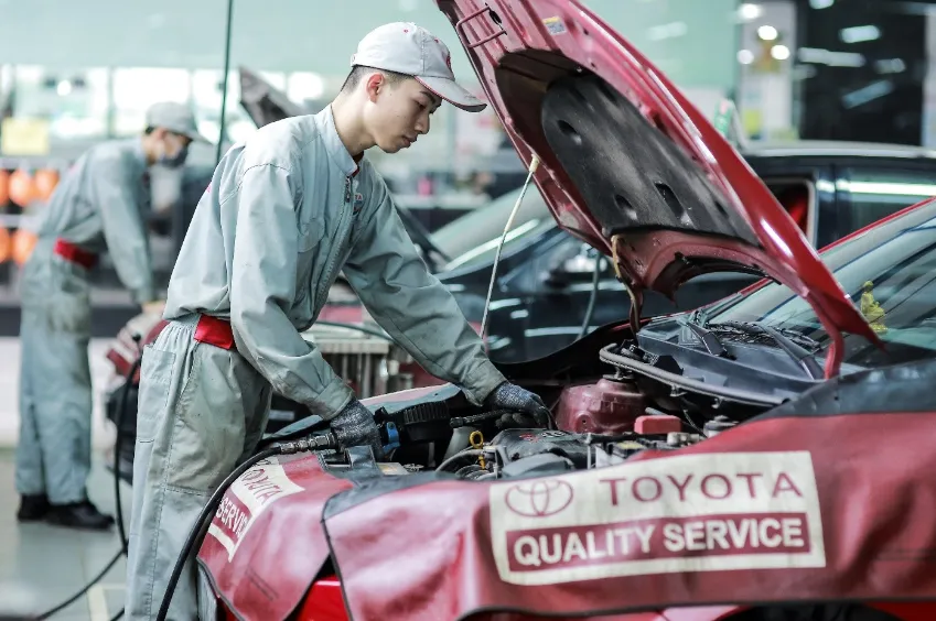 các mốc quan trọng bảo dưỡng xe ô tô định kỳ
