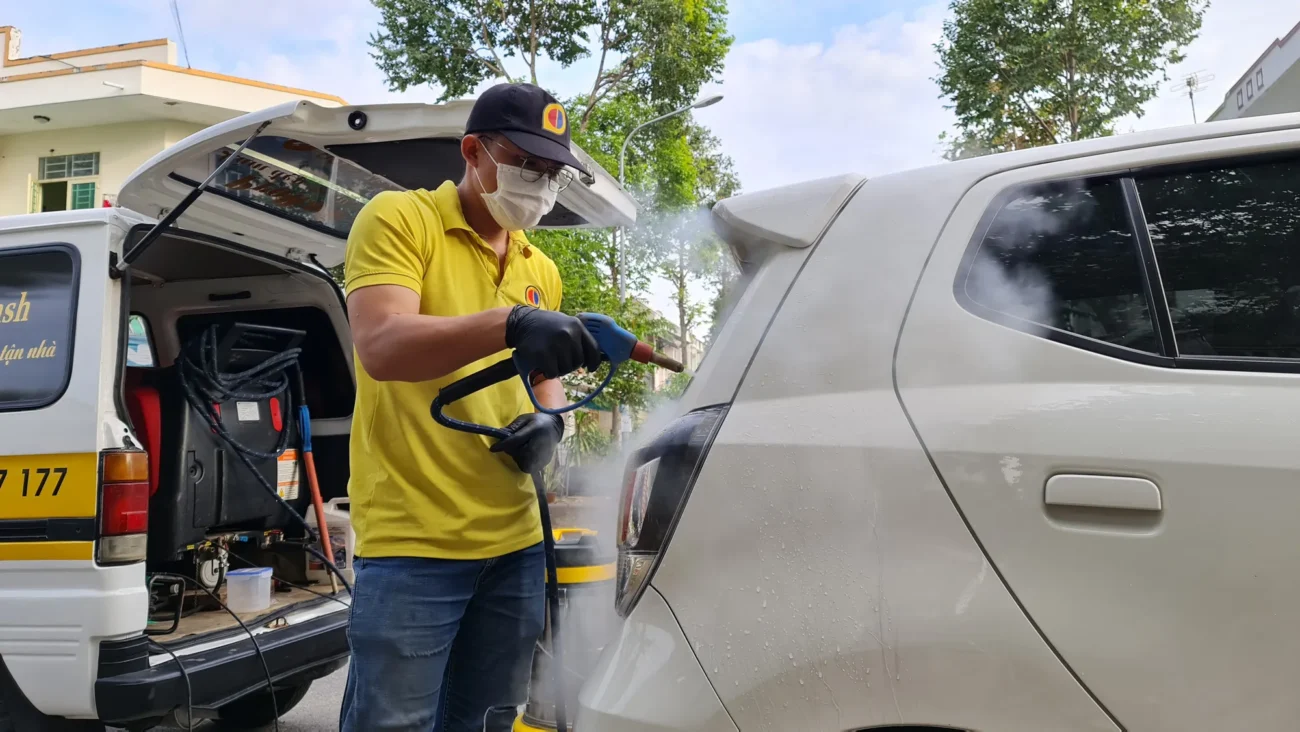 rửa xe khô và rửa nước