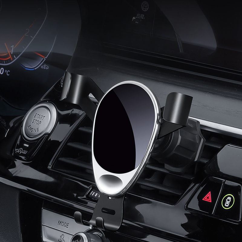 Giá đỡ điện thoại trên ô tô cố định chắc chắn chống rung