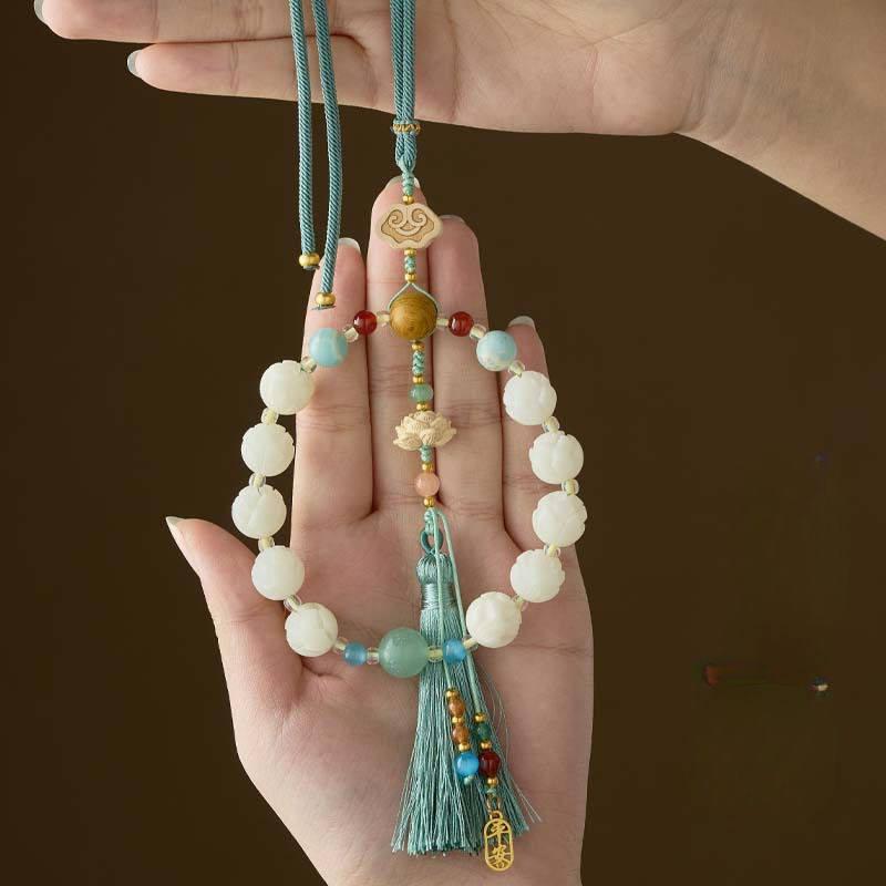 Mặt dây chuyền hoa sen bồ đề trắng