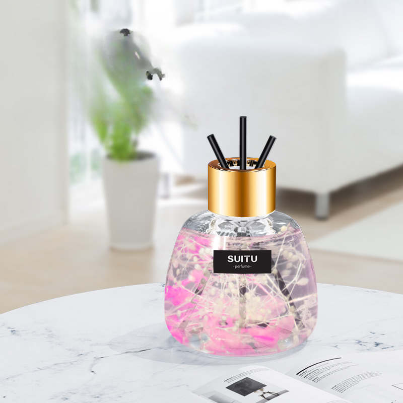 Nước hoa trang trí nội thất ô tô