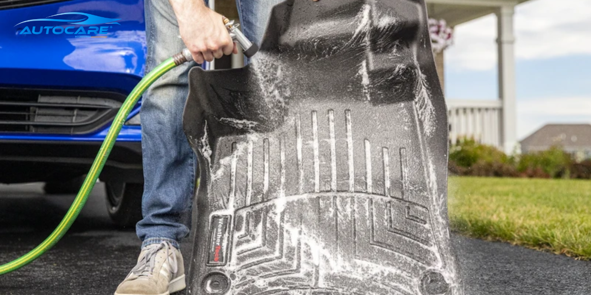 Ve sinh tham lot san o to dung cach giu mau ben dep